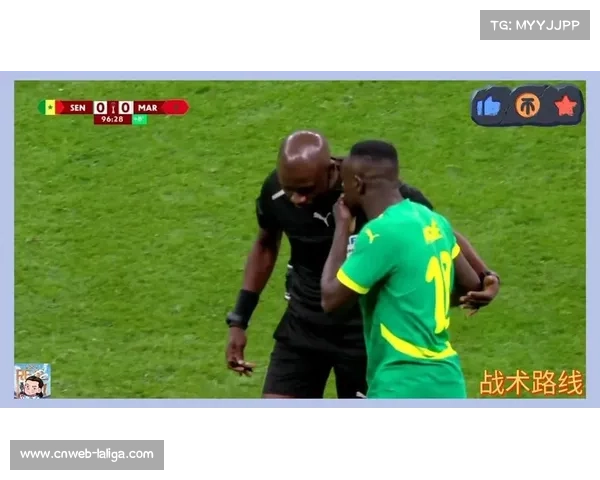非洲杯点球时刻，门迪扑救表情
